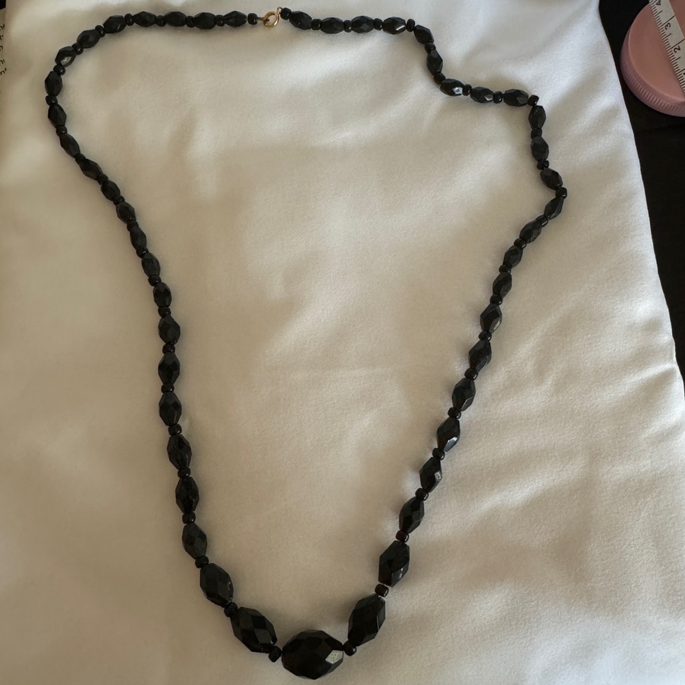 Necklace 50/60s Jet Black Faceted Beaded Strand